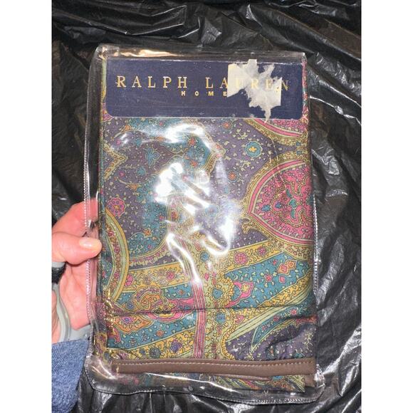 NEW IN PACKAGE RALPH LAUREN POMEROY PLUM PAISLEY STANDARD PILLOWCASES SET OF 2 - Picture 1 of 5